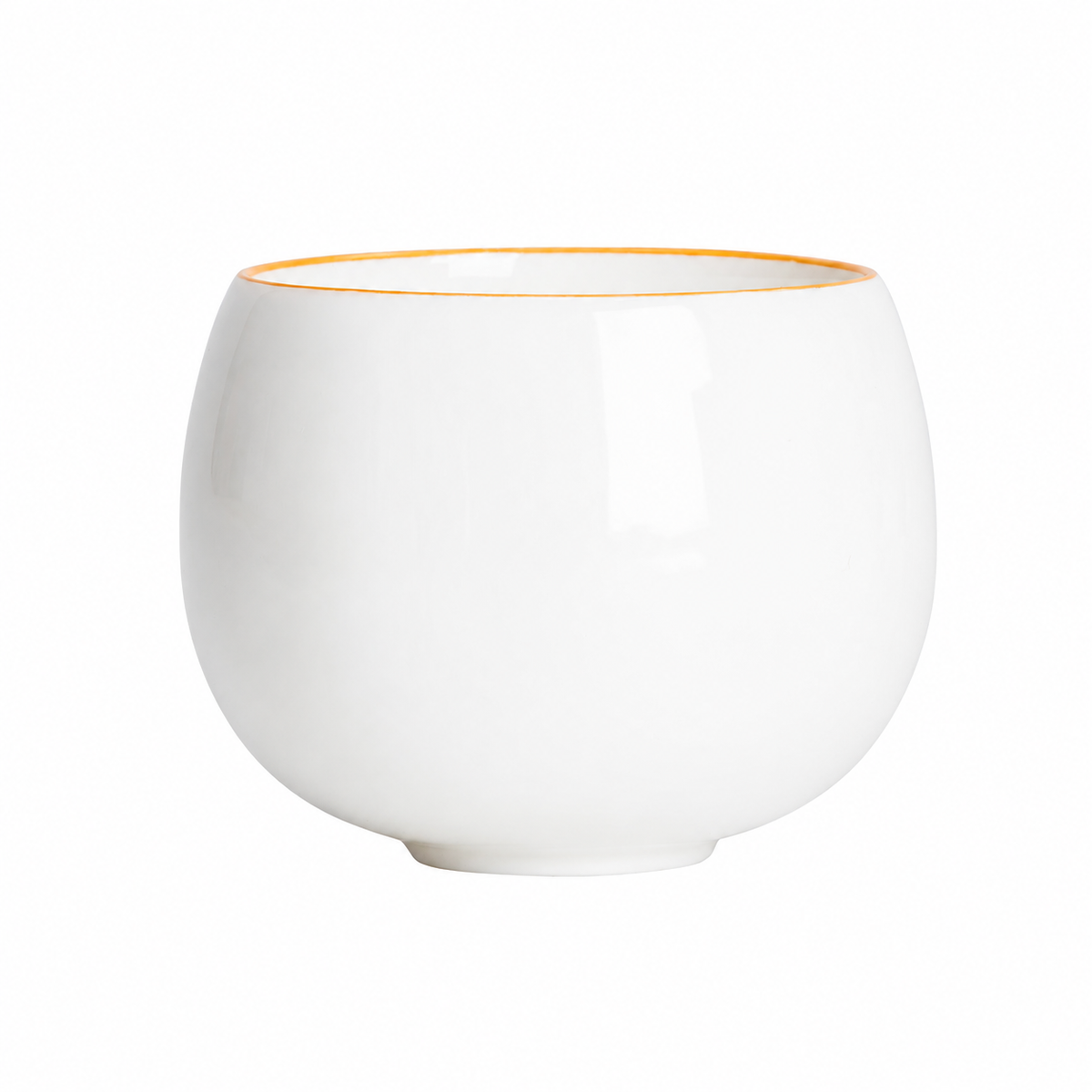 Moon White Round Master Cup with gold rim